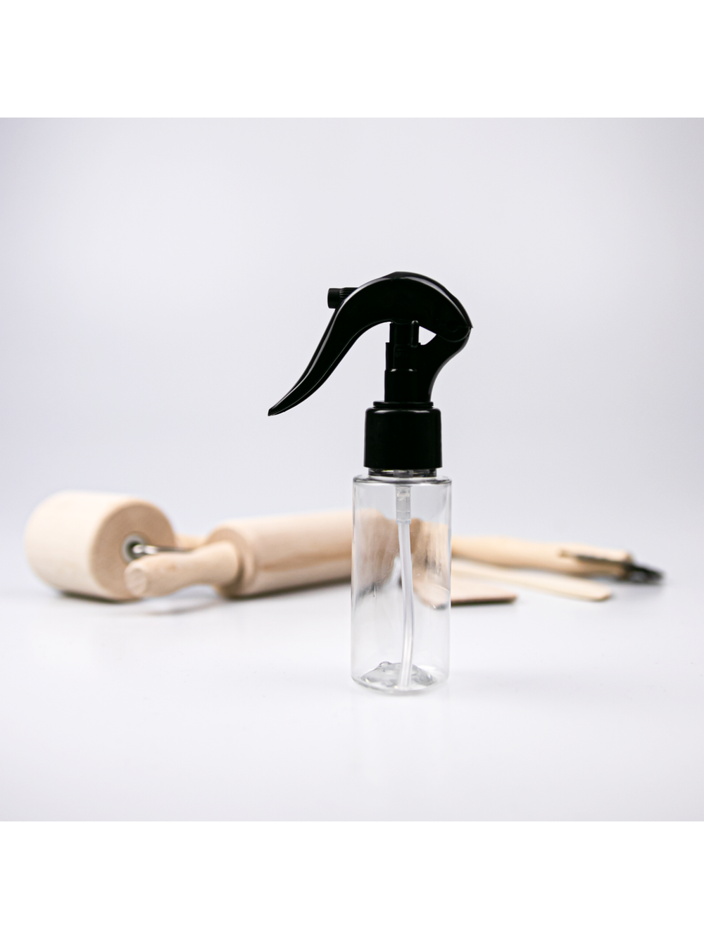 - ZESTAW GARNCARSKI GLINA CZERWONA NARZEDZIA DLA DZIECI