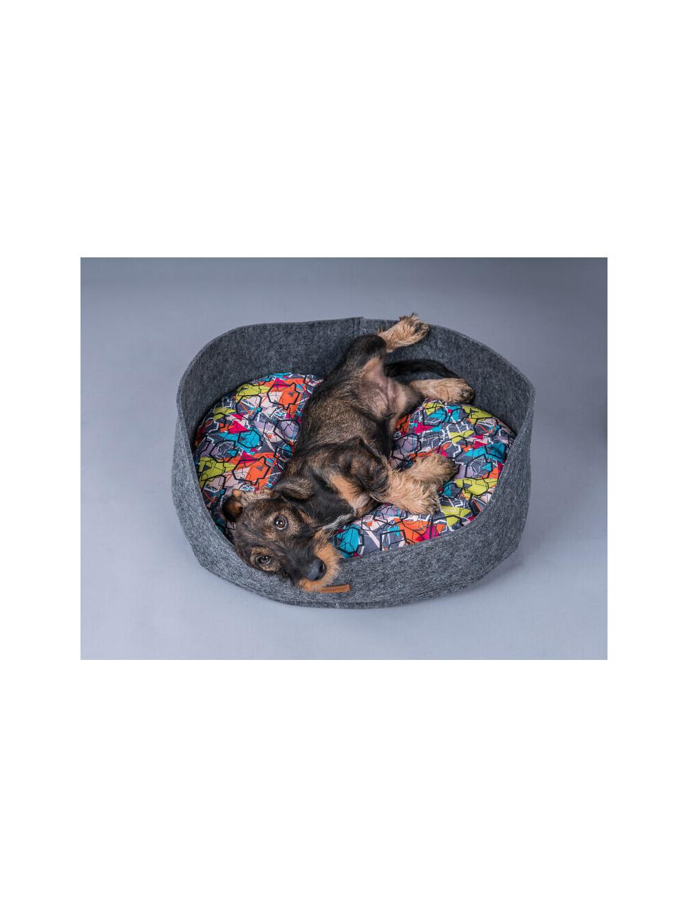 AMIPLAY- Legowisko owalne 2 w 1 Hygge- M