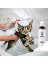 PET Shampoo Vitamin_Szampon Witaminowy 250ml Odżywczy i pielęgnujący + PETS ANTI INSECT - skuteczna ochrona przeciw kleszczom, pchłom oraz innym owadom 250ml