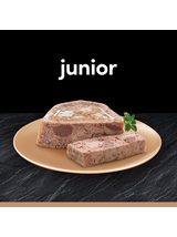 CESAR Junior tacka 14x150 g – mokra karma pełnoporcjowa dla szczeniąt, z indykiem i cielęciną, w pasztecie